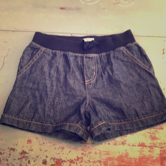 Children’s place shorts - Picture 1 of 3